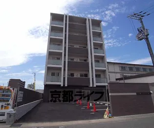 テッケルテスラ【6階】の外観