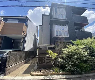 シャーメゾン中御門【301号室】の外観