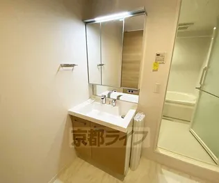 シャーメゾン中御門【301号室】の内装