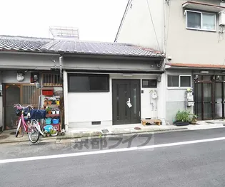 京都府京都市下京区西七条西八反田町【テラスハウス】の外観