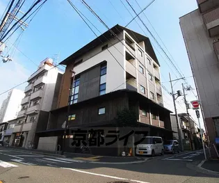 クリプトメリア京都六条【302号室】の外観