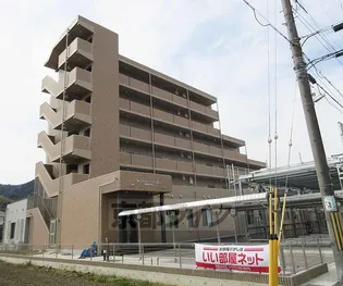 ディアコート中臣の画像