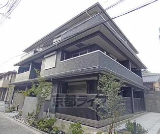 シャーメゾン中書島【1階】の外観