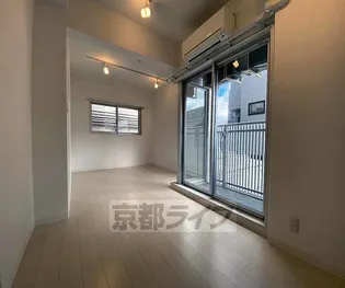 アネックスふや町【301号室】の居間