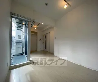 アネックスふや町【301号室】の居間