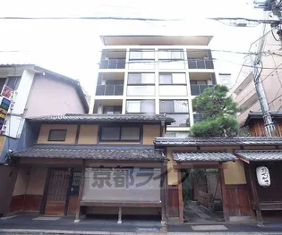 ヴィラスタジオーネ御所南の画像
