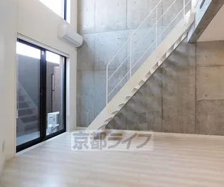 Appartamento上賀茂【308号室】の居間