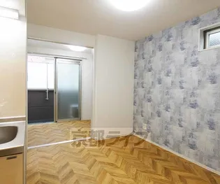 nico西大路【302号室】の居間