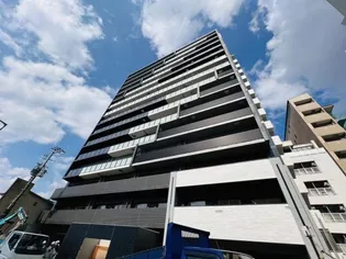 プレサンス大国町ラヴェニール【12階】の外観