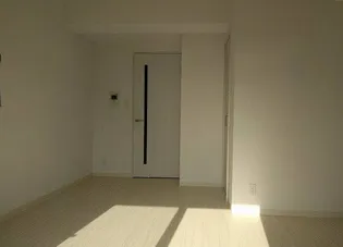 セオリー大阪ベイステージ【8階】の居間