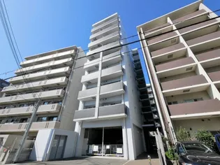 ライブガーデン新大阪の画像