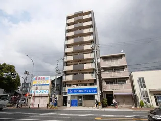 シャラロステ【6階】の外観