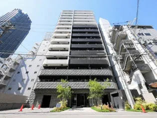 プレサンス北浜パレス【13階】の外観