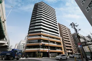 コンフォリア・リヴ本町WEST Q【8階】の外観