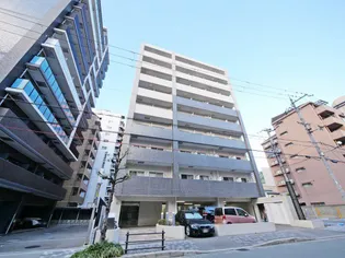 パークフラッツ新大阪【3階】の外観