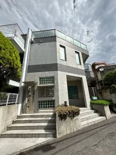 トムリーノ【1階】の外観