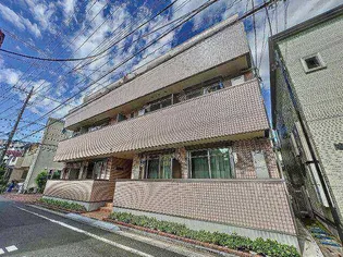 ル アンビシャス【1階】の外観