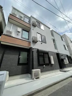 アクロス【3階】の外観