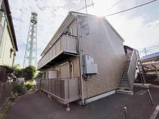 クロスロード【1階】の外観