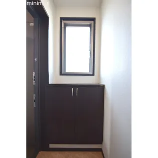 アスティオン本町【801号室】の玄関