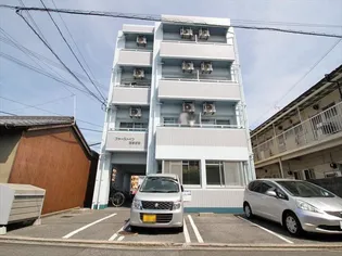 ファーストインたちばな【2階】の外観