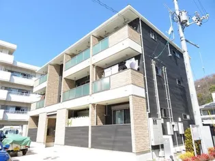 オ・ブーシュ道後【2階】の外観