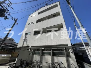 ファンライフ小阪【4階】の外観