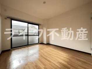 オリエントマンション【6階】の外観