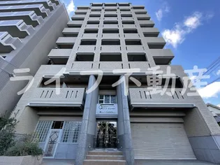 パークモダン高井田【8階】の外観