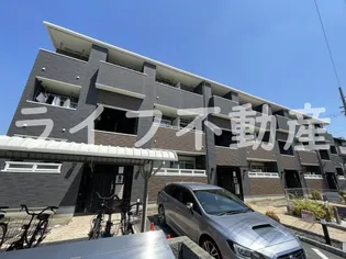 グラディート【3階】の外観