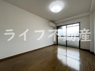 ベルハイム友井【3階】の外観