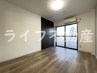 栗山マンション【7階】の外観