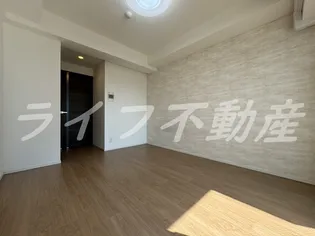 La Douceur 荒本【4階】の居間