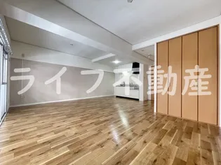 エステマール弥刀【2階】の外観