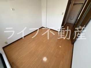 小阪駅前ヴィラデステ【5階】の外観