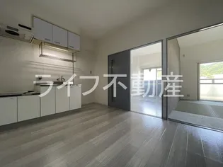 グロースコート新町【3階】の外観