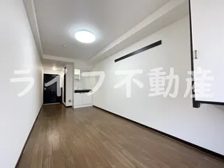 エクセレント小若江【3階】の外観