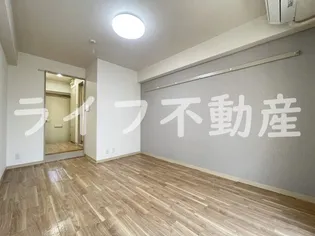 林マンション【4階】の外観