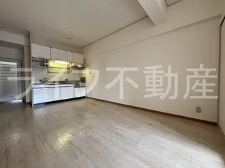 メゾン大邦【4階】の外観