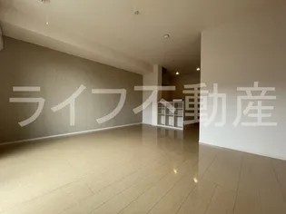 グランシャリオ A棟【2階】の外観