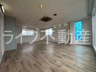 エクセル花園A棟【4階】の外観