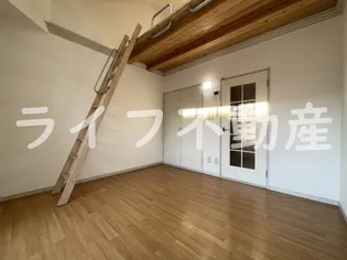 ANEMOS【1階】の外観