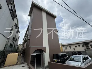 石切グリーンハイツ【1階】の外観