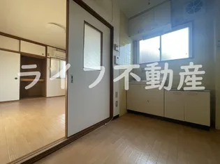 サンハウス【3階】の外観