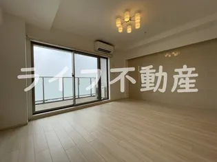 プレジオ永和ASIAN【4階】の外観