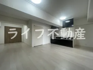 アクロシャトー俊徳道【7階】の外観