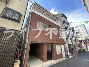 大宝レッドマンション【3階】の外観