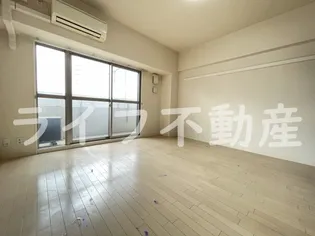 パレフルール【5階】の外観