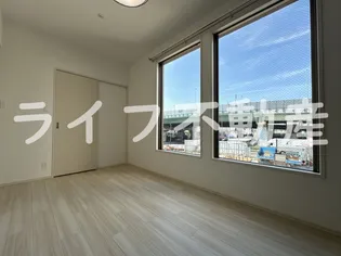 プレジオ長田【5階】の外観