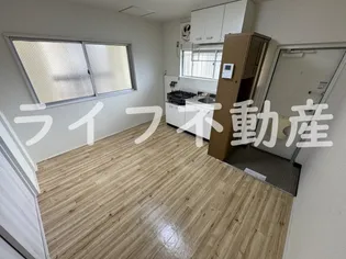 HY宝持マンション【2階】の外観